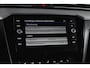 Volkswagen Passat Variant 1.4 TSI PHEV GTE Business Automaat | S/K-Panodak | Adapt. Cruise | Stoel-+Stuurverw. | PDC | 360 Camera | NAV + App. Connect | ECC | Elek. Trekhaak | Elek. Klep | LM 17" |