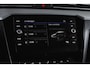 Volkswagen Passat Variant 1.4 TSI PHEV GTE Business Automaat | S/K-Panodak | Adapt. Cruise | Stoel-+Stuurverw. | PDC | 360 Camera | NAV + App. Connect | ECC | Elek. Trekhaak | Elek. Klep | LM 17" |
