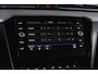 Volkswagen Passat Variant 1.4 TSI PHEV GTE Business Automaat | S/K-Panodak | Adapt. Cruise | Stoel-+Stuurverw. | PDC | 360 Camera | NAV + App. Connect | ECC | Elek. Trekhaak | Elek. Klep | LM 17" |