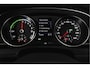 Volkswagen Passat Variant 1.4 TSI PHEV GTE Business Automaat | S/K-Panodak | Adapt. Cruise | Stoel-+Stuurverw. | PDC | 360 Camera | NAV + App. Connect | ECC | Elek. Trekhaak | Elek. Klep | LM 17" |
