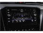 Volkswagen Passat Variant 1.4 TSI PHEV GTE Business Automaat | S/K-Panodak | Adapt. Cruise | Stoel-+Stuurverw. | PDC | 360 Camera | NAV + App. Connect | ECC | Elek. Trekhaak | Elek. Klep | LM 17" |