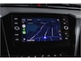 Volkswagen Passat Variant 1.4 TSI PHEV GTE Business Automaat | S/K-Panodak | Adapt. Cruise | Stoel-+Stuurverw. | PDC | 360 Camera | NAV + App. Connect | ECC | Elek. Trekhaak | Elek. Klep | LM 17" |