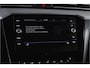 Volkswagen Passat Variant 1.4 TSI PHEV GTE Business Automaat | S/K-Panodak | Adapt. Cruise | Stoel-+Stuurverw. | PDC | 360 Camera | NAV + App. Connect | ECC | Elek. Trekhaak | Elek. Klep | LM 17" |
