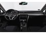 Volkswagen Passat Variant 1.4 TSI PHEV GTE Business Automaat | S/K-Panodak | Adapt. Cruise | Stoel-+Stuurverw. | PDC | 360 Camera | NAV + App. Connect | ECC | Elek. Trekhaak | Elek. Klep | LM 17" |