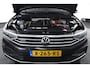 Volkswagen Passat Variant 1.4 TSI PHEV GTE Business Automaat | S/K-Panodak | Adapt. Cruise | Stoel-+Stuurverw. | PDC | 360 Camera | NAV + App. Connect | ECC | Elek. Trekhaak | Elek. Klep | LM 17" |