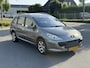 Peugeot 307 SW 2.0-16V Premium Automaat | Panoramadak | Trekhaak | Lees advertentie