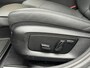 BMW 5-Serie Touring 530e 292pk | M-pakket | Camera | Leder | Sportstoelen | Wegklapbare trekhaak | Adaptieve cruise | Virtual cockpit | Sfeerverlichting | Apple CarPlay | Stoel&stuurverwarming | 19 inch M-velgen | Elektrische achterklep | Volledig onderhouden