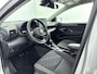 Toyota Yaris 1.5 Hybrid 115 Dynamic | Apple Carplay / Android Auto | Dodehoek detectie | Parkeersensoren voor/achter | Stoel-/stuurverwarming | Adaptive Cruise | Clima | Keyless | Camera | 16 inch