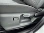 Toyota Yaris 1.5 Hybrid 115 Dynamic | Apple Carplay / Android Auto | Dodehoek detectie | Parkeersensoren voor/achter | Stoel-/stuurverwarming | Adaptive Cruise | Clima | Keyless | Camera | 16 inch