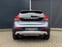 Volvo V40 Cross Country T3 Polar+ Luxury | Panoramadak | Harman Kardon Premium Sound | Parkeersensoren en Parkeercamera achter | Lederen bekleding | Standkachel | Volvo Guard alarm | Climate control | Cruise control |