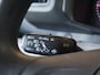 Volkswagen Crafter 35 2.0 TDI 140 PK L3H3 TWO-TONE + 3000 KG TREKHAAK | APPLE CARPLAY | CRUISE | SIDEBARS | NAVIGATIE