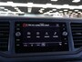 Volkswagen Crafter 35 2.0 TDI 140 PK L3H3 TWO-TONE + 3000 KG TREKHAAK | APPLE CARPLAY | CRUISE | SIDEBARS | NAVIGATIE
