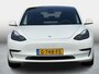 Tesla Model 3 Long Range AWD 75 kWh SOH 82,9% / FSD Full Self-Driving Capability ( € 6.400) / Trekhaak / 3 Fase / 1e Eigenaar / Stoelverwarming / Panoramadak / Full-LED / Dodehoek /