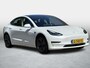Tesla Model 3 Long Range AWD 75 kWh SOH 82,9% / FSD Full Self-Driving Capability ( € 6.400) / Trekhaak / 3 Fase / 1e Eigenaar / Stoelverwarming / Panoramadak / Full-LED / Dodehoek /