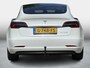 Tesla Model 3 Long Range AWD 75 kWh SOH 82,9% / FSD Full Self-Driving Capability ( € 6.400) / Trekhaak / 3 Fase / 1e Eigenaar / Stoelverwarming / Panoramadak / Full-LED / Dodehoek /