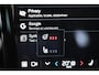 Volvo XC60 2.0 T6 Plug-in hybrid AWD Plus Dark 21 inch LMV