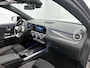 Mercedes-Benz GLA 200 AMG line | Panorama schuifdak | Night pakket | Memory Seats | Sfeerverlichting | MultiBeam Led | Elektr.Achterklep | Inclusief 24 maanden MB Certified garantie voor Europa.