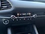 Mazda 3 2.0 e-SkyActiv-X M Hybrid 180 Luxury // HEAD-UP DISPLAY // DODEHOEK // BOSE // ELEK.STOEL+GEHEUGEN // LEDER // 360 CAMERA //