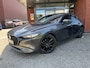 Mazda 3 2.0 e-SkyActiv-X M Hybrid 180 Luxury // HEAD-UP DISPLAY // DODEHOEK // BOSE // ELEK.STOEL+GEHEUGEN // LEDER // 360 CAMERA //