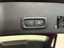Volvo XC40 1.5 T4 Recharge Inscription Expression Wegklapbare trekhaak Navigatie Apple Carplay Android Auto Camera Parkeerhulp Adaptive Cruise Control Harman Kardon Full Led Climate Control Lichtmetalen velgen