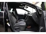 Volkswagen Golf Variant 1.5 TSI 2x R-Line DSG * Virtual - Trekhaak - LED - ACC - App - DAB - Stoelverwarming *
