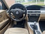 BMW 3-Serie 318i Business Line goed onderhouden