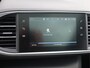 Peugeot 308 SW 1.2 PureTech Blue Lease Executive Navi / Climate / Pano / Pdc / Elekramen / Distributie recent vervangen / Onderhoud reeds uitgevoerd /