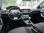 Peugeot 308 SW 1.2 PureTech Blue Lease Executive Navi / Climate / Pano / Pdc / Elekramen / Distributie recent vervangen / Onderhoud reeds uitgevoerd /