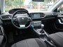 Peugeot 308 SW 1.2 PureTech Blue Lease Executive Navi / Climate / Pano / Pdc / Elekramen / Distributie recent vervangen / Onderhoud reeds uitgevoerd /