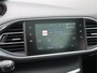 Peugeot 308 SW 1.2 PureTech Blue Lease Executive Navi / Climate / Pano / Pdc / Elekramen / Distributie recent vervangen / Onderhoud reeds uitgevoerd /