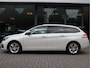 Peugeot 308 SW 1.2 PureTech Blue Lease Executive Navi / Climate / Pano / Pdc / Elekramen / Distributie recent vervangen / Onderhoud reeds uitgevoerd /