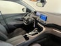 Peugeot 3008 1.2 PureTech Active Business Navigatie Apple Carplay Android Auto Parkeerhulp Cruise Control Stoelverwarming Virtual Cockpit Climate Control Lichtmetalen velgen