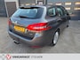 Peugeot 308 SW 1.2 PureTech Blue Lease, Trekhaak aanwezig, Ruime gezinsauto.
