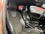 Volvo V40 2.0 D2 R-Design Business Leer/xenon/Stoelverwarming/Navi/Dealer onderhouden.