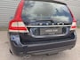 Volvo V70 2.0 D4 Inscription Edition / Stoelventilatie voor / Panorama dak / Elektr. verstelb. voorstoelen / volledig leer uitgevoerd /