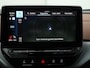 Volkswagen ID.4 Pure 52 kWh 170pk | Navigatie | Apple Carplay en Android Auto | Parkeercamera | Stuur\stoel- Verwarming | Warmtepomp | IQ light |