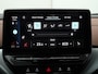 Volkswagen ID.4 Pure 52 kWh 170pk | Navigatie | Apple Carplay en Android Auto | Parkeercamera | Stuur\stoel- Verwarming | Warmtepomp | IQ light |