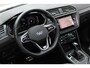 Volkswagen Tiguan 1.4 TSI eHybrid 245pk R-Line DSG Automaat / Panorama dak / IQ-Led / Zwenkbare trekhaak / LM 19 inch / Navigatie / Camera