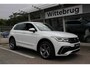 Volkswagen Tiguan 1.4 TSI eHybrid 245pk R-Line DSG Automaat / Panorama dak / IQ-Led / Zwenkbare trekhaak / LM 19 inch / Navigatie / Camera