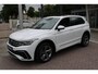 Volkswagen Tiguan 1.4 TSI eHybrid 245pk R-Line DSG Automaat / Panorama dak / IQ-Led / Zwenkbare trekhaak / LM 19 inch / Navigatie / Camera