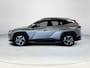 Hyundai Tucson 1.6 T-GDI PHEV Premium Sky 4WD |Trekhaak| Panoramisch schuif/kantel dak | Apple Carplay/Android Auto | Stoelverwarming/verkoeling | Elektrische achterklep | Elektrische verstelbare stoelen met geheugen |