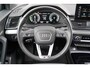 Audi Q5 50 TFSI e S edition | 21 inch | Zwart optiek | Matrix LED | Dodehoekdetectie | Adaptieve cruise control | Virtual Cockpit | 360 graden camera | Voorstoelen en achterbank verwarming | 2 x S-Line | Ambiance verlichting |