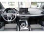 Audi Q5 50 TFSI e S edition | 21 inch | Zwart optiek | Matrix LED | Dodehoekdetectie | Adaptieve cruise control | Virtual Cockpit | 360 graden camera | Voorstoelen en achterbank verwarming | 2 x S-Line | Ambiance verlichting |