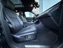 Land Rover Range Rover Evoque 1.5 P300e AWD R-Dynamic HSE Black Style|Schuif/kantel dak|Sfeer|Meridian|Matrix|Trekhaak