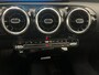 Mercedes-Benz CLA Shooting Brake 250 e Business SoH 93% Panoramadak Trekhaak Navigatie Camera Parkeerhulp Cruise control Stoelverwarming Virtual Cockpit Full Led Half leder Climate Control Lichtmetalen velgen
