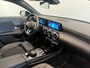 Mercedes-Benz CLA Shooting Brake 250 e Business SoH 93% Panoramadak Trekhaak Navigatie Camera Parkeerhulp Cruise control Stoelverwarming Virtual Cockpit Full Led Half leder Climate Control Lichtmetalen velgen