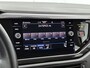 Volkswagen Polo 1.0 TSI Life Business 95pk | navigatie | Apple Carplay/Android Auto | Parkeer sensoren voor en achter | Cruise control adaptief | Stoel verwarming | airco (automatisch) |