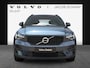 Volvo XC40 2.0 B4 Plus Dark / Elektr. verstelb. voorstoelen / Harman/Kardon / Achteruitrijcamera /