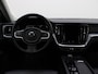 Volvo V60 B3 AUT(7) MOMENTUM LEDER ACC KEYLESS STOELVERWARMING NAVI