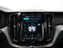Volvo XC60 T6 Recharge AWD Plus Dark | Panoramadak | 360° Camera | Trekhaak | All Season | Leder | Keyless